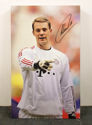Spielerportrait original unterschrieben von Manuel Neuer FC Bayern München