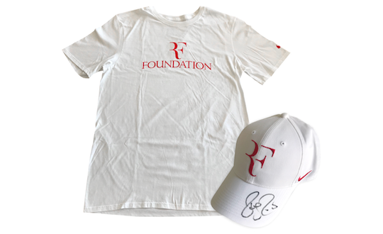 unterschriebene Cap & T-Shirt von Roger Federer