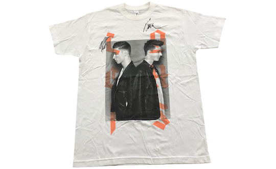 Signed T-Shirt the Lochis