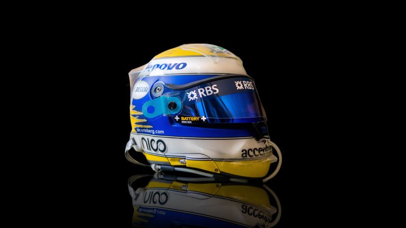 F1 mini Helmet Niko Rosberg Signeture