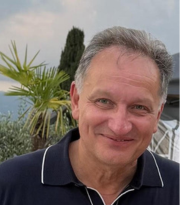 Stefan G.